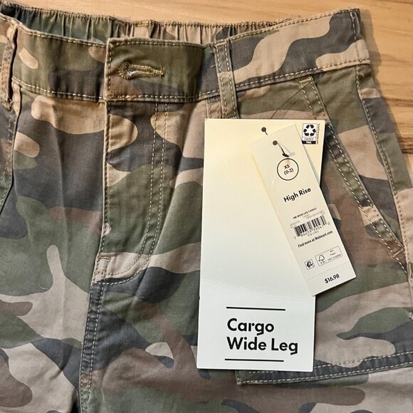 Cargo Wide Leg Pant - Picture 3 of 3